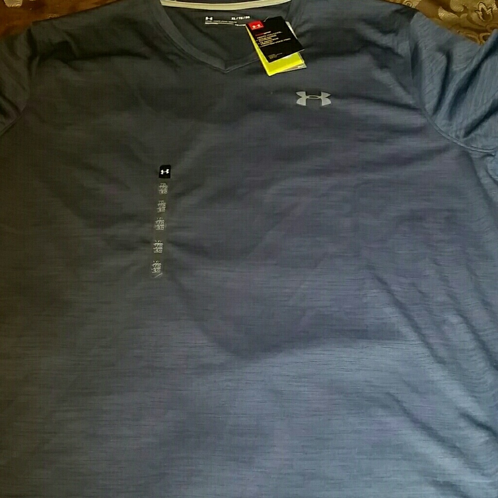 Brand new heat gear under armour shirt